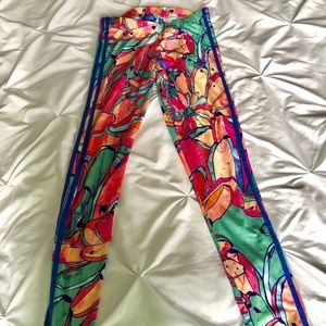 Adidas bananas 3 stripped leggings